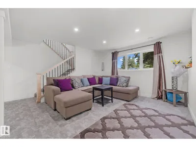 4119 18 AV NW photo 26