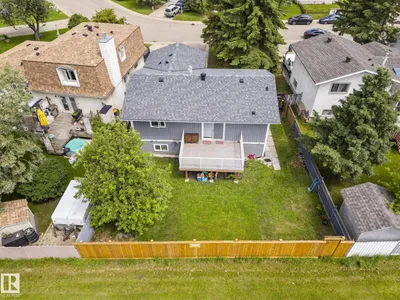4119 18 AV NW photo 38