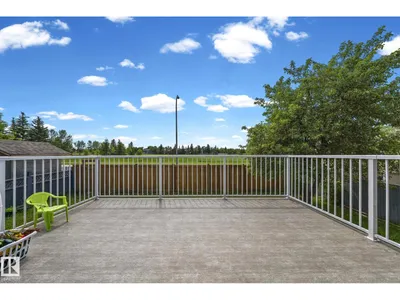 4119 18 AV NW photo 20