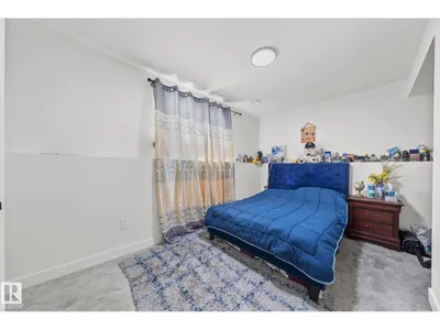 4119 18 AV NW photo 28