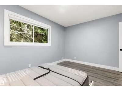 7924 89 AV NW photo 20