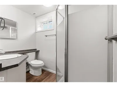 7924 89 AV NW photo 44