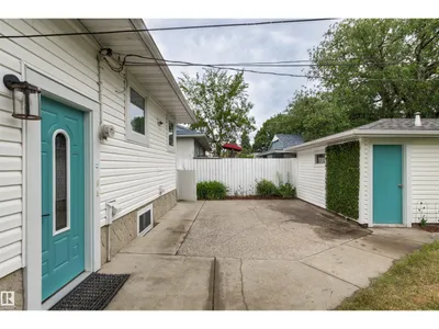 7924 89 AV NW photo 50