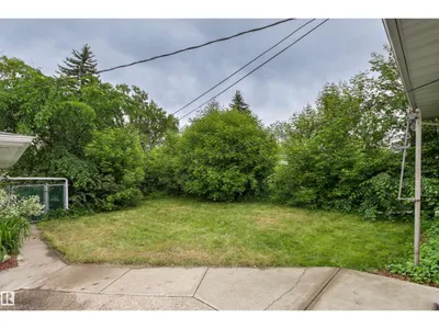 7924 89 AV NW photo 55