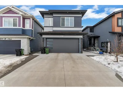 2011 18 AV NW photo 4