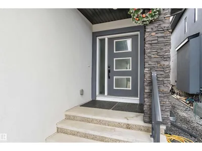 2011 18 AV NW photo 5