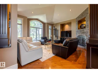 7620 98A AV NW photo 7