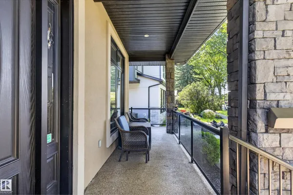 7620 98A AV NW photo 2
