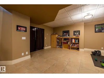 7620 98A AV NW photo 42