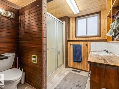 11428 79 AV NW photo 31