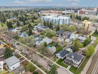 11428 79 AV NW photo 46