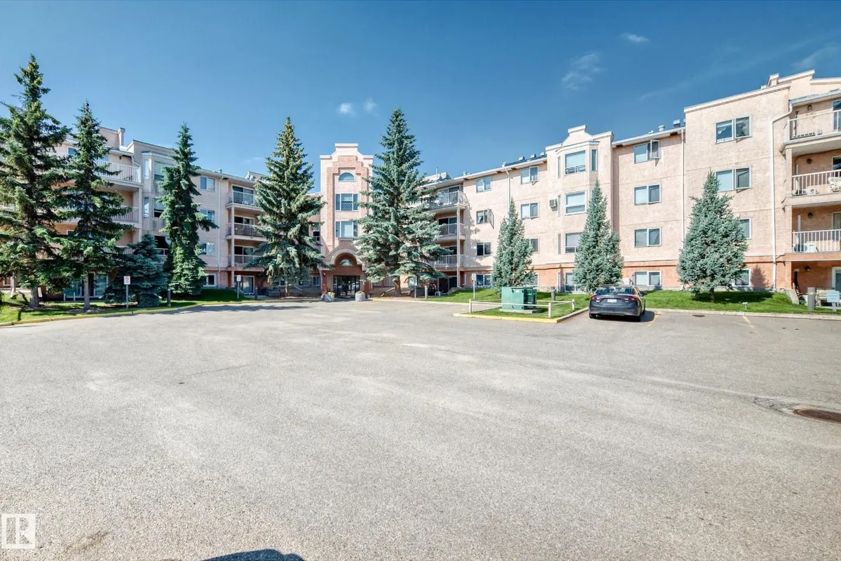 #109 10945 21 AV NW exterior