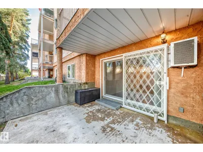 #109 10945 21 AV NW photo 33