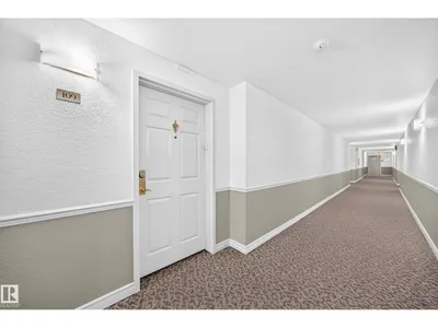 #109 10945 21 AV NW photo 35