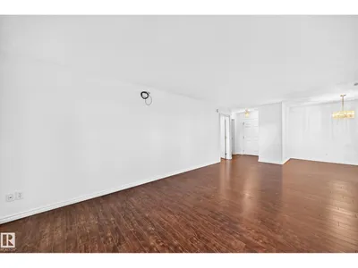 #109 10945 21 AV NW photo 6