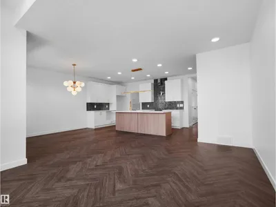 1733 Crossbill LO NW photo 14