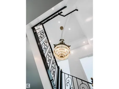 11833 102 AV NW photo 38