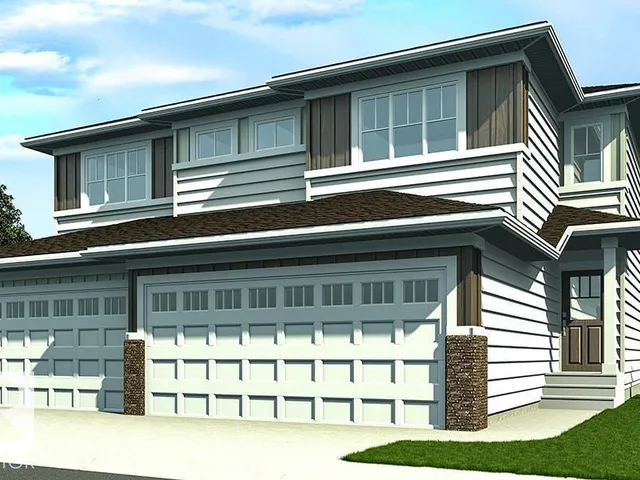 925 17 AV NW, Edmonton
