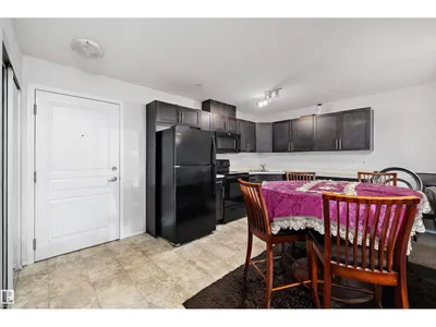 #143 301 CLAREVIEW STATION DR NW photo 6