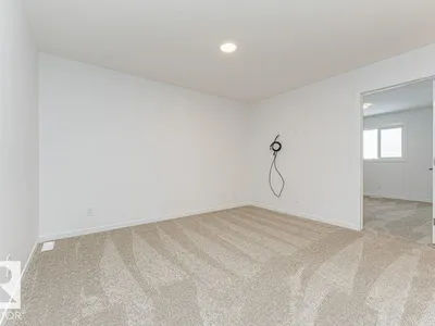 6276 180 AV NW photo 20