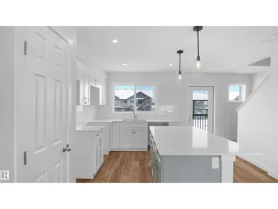 623 176 AV NE photo 15