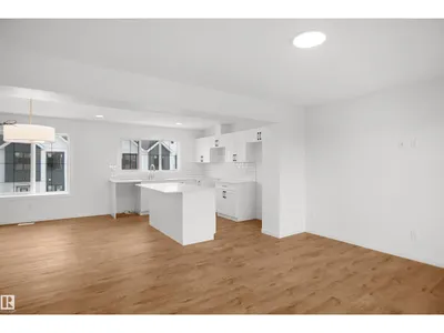 #67 17319 5 ST NE photo 8