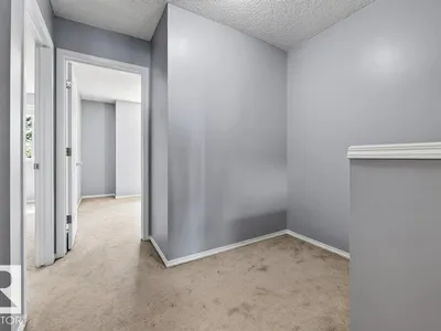#7 8304 11 AV SW photo 25