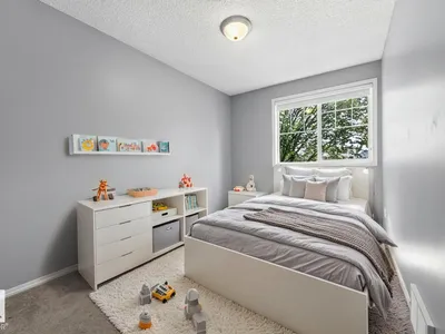 #7 8304 11 AV SW photo 28
