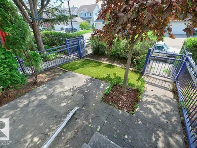 #7 8304 11 AV SW photo 39