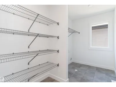 2224 5 AV NW photo 31
