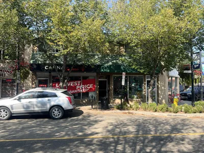 10310 100 Avenue photo 11