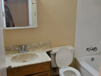 10310 100 Avenue photo 17