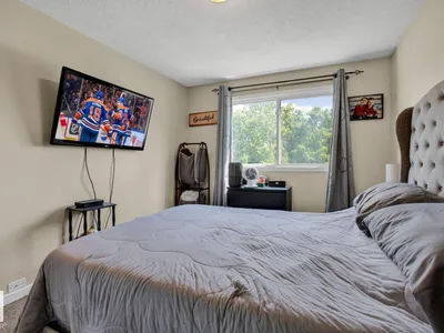 8314 182 ST NW photo 24