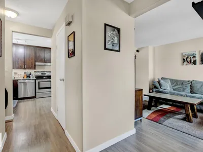 8314 182 ST NW photo 5