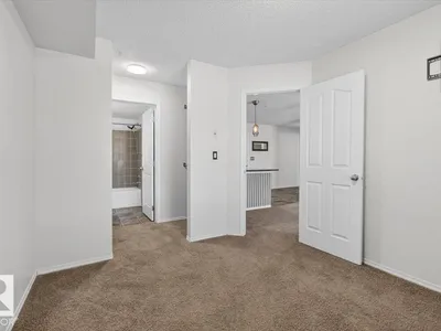 #117 12035 22 AV SW photo 18