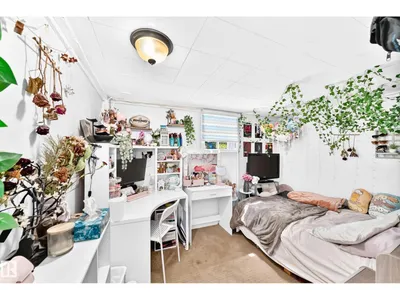 9911 163 ST NW photo 30