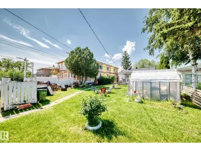 9911 163 ST NW photo 44