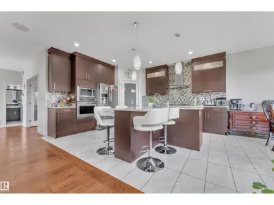 3001 55 ST photo 19