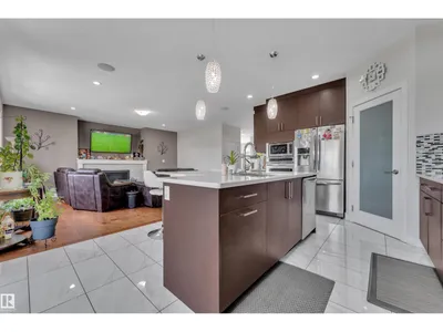 3001 55 ST photo 21