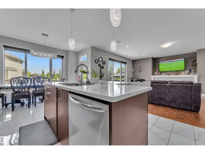 3001 55 ST photo 22