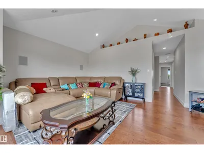 3001 55 ST photo 24