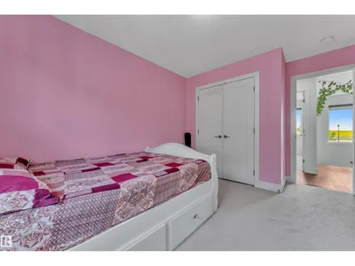 3001 55 ST photo 35