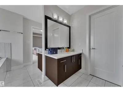 3001 55 ST photo 41