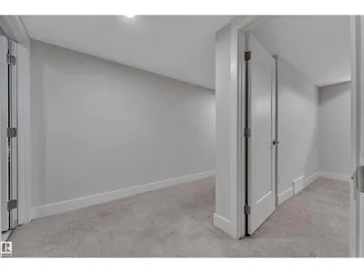 3001 55 ST photo 43