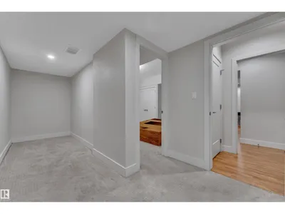 3001 55 ST photo 44