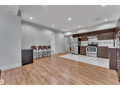 3001 55 ST photo 47