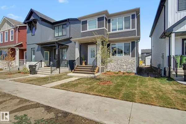 5745 HAWTHORN CM SW photo 2