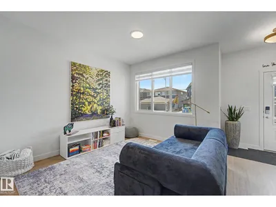 5745 HAWTHORN CM SW photo 7