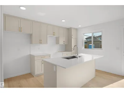 2135 210 ST NW photo 11
