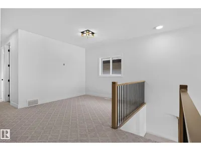 213 FRASER WY NW photo 24